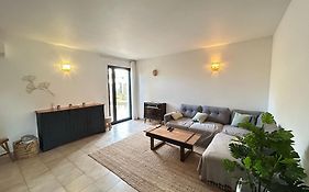 Maison A Deux Pas Des Plages Avec Jardin, Terrasses Et Spa.